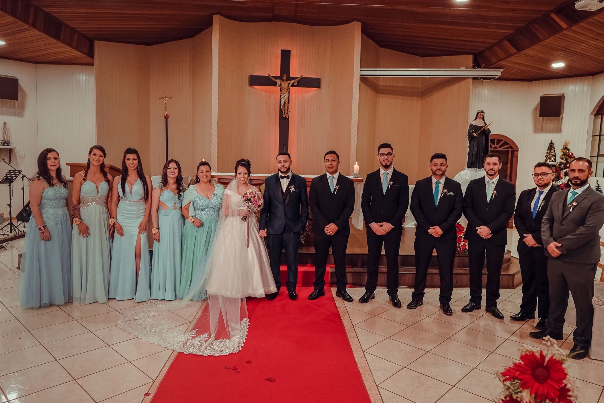 Foto O dia tão esperado chegou para esse casal... o dia do sim ...  - Imagem 13