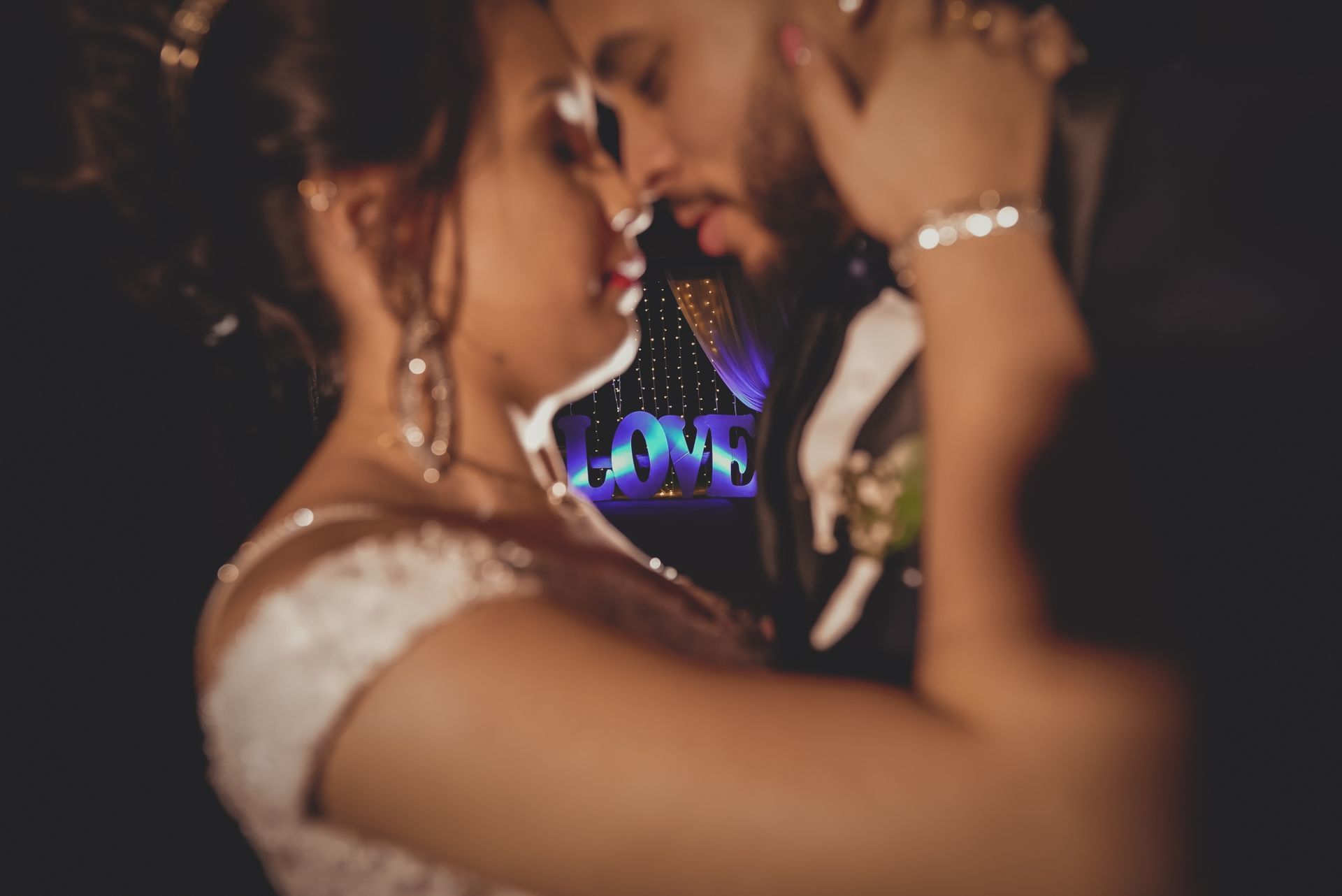 Foto O dia tão esperado chegou para esse casal... o dia do sim ...  - Imagem 21