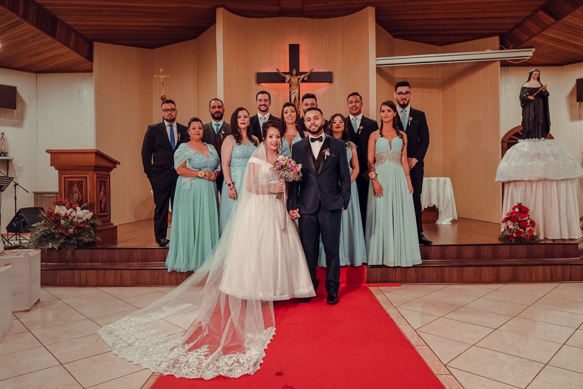 Foto O dia tão esperado chegou para esse casal... o dia do sim ...  - Imagem 12