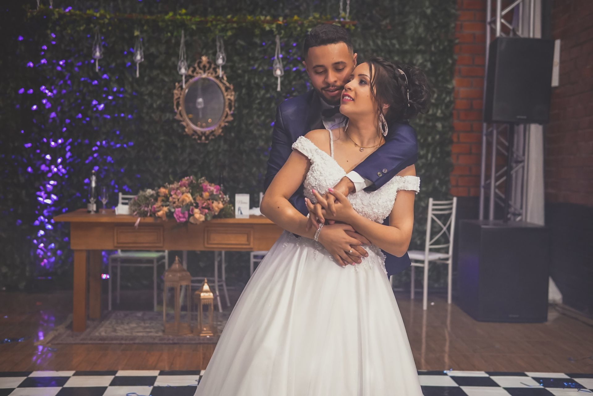 Foto O dia tão esperado chegou para esse casal... o dia do sim ...  - Imagem 37