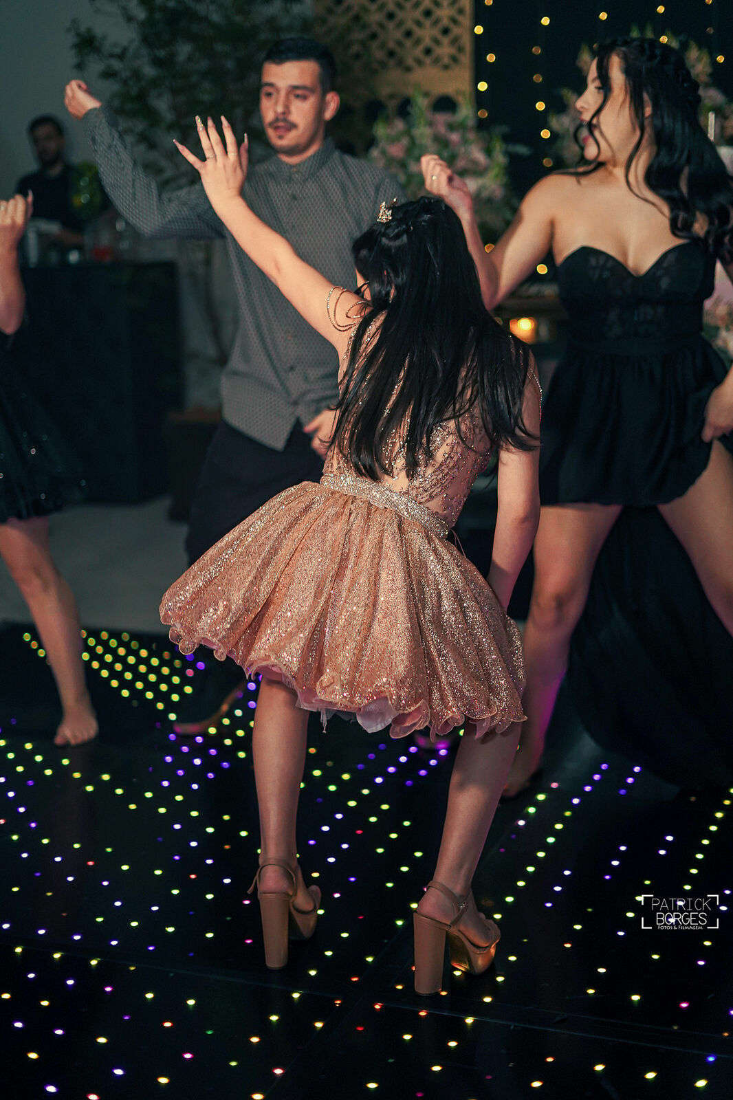 Foto 15 ANOS LAUREN - Imagem 16