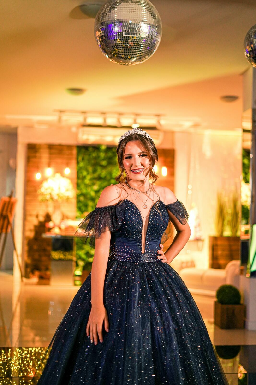 Foto 15 ANOS LAURA - Imagem 13