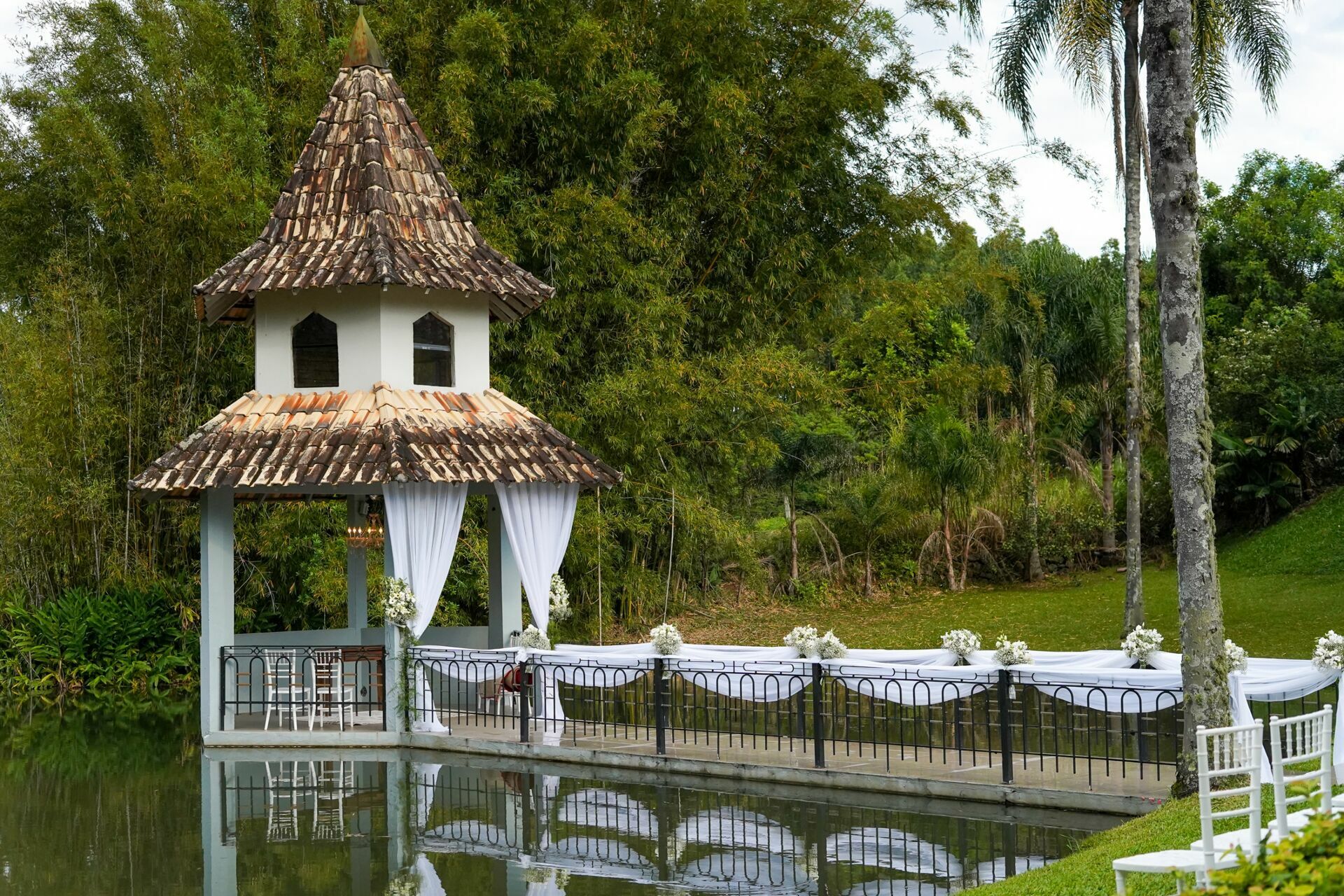 Foto Casamento Camila & Adílson | Cerimônia a céu aberto ! Espaço da Torre | Ivoti-RS - Imagem 3
