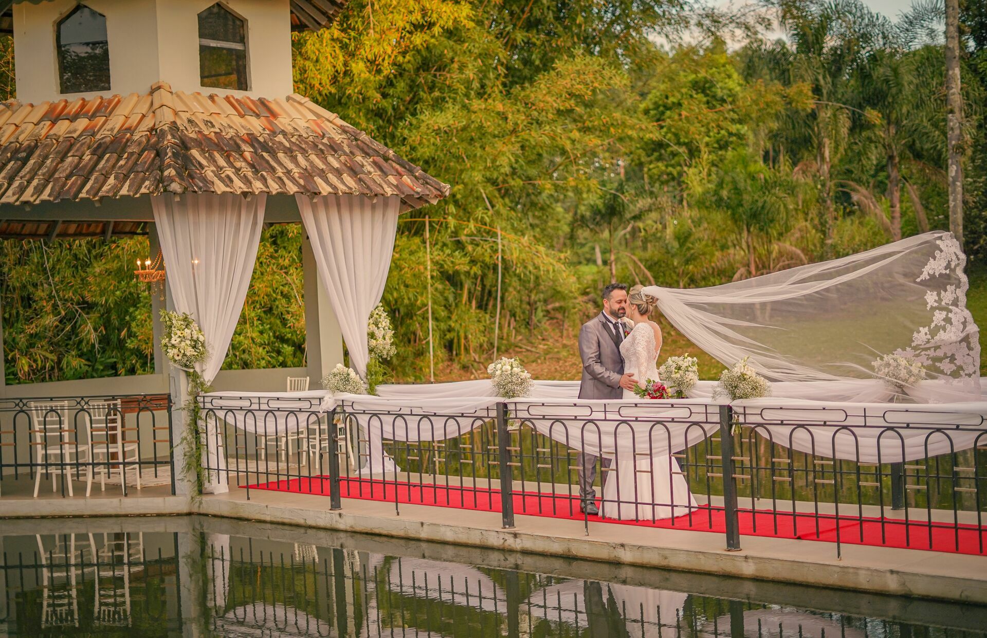 Foto Casamento Camila & Adílson | Cerimônia a céu aberto ! Espaço da Torre | Ivoti-RS - Imagem 30