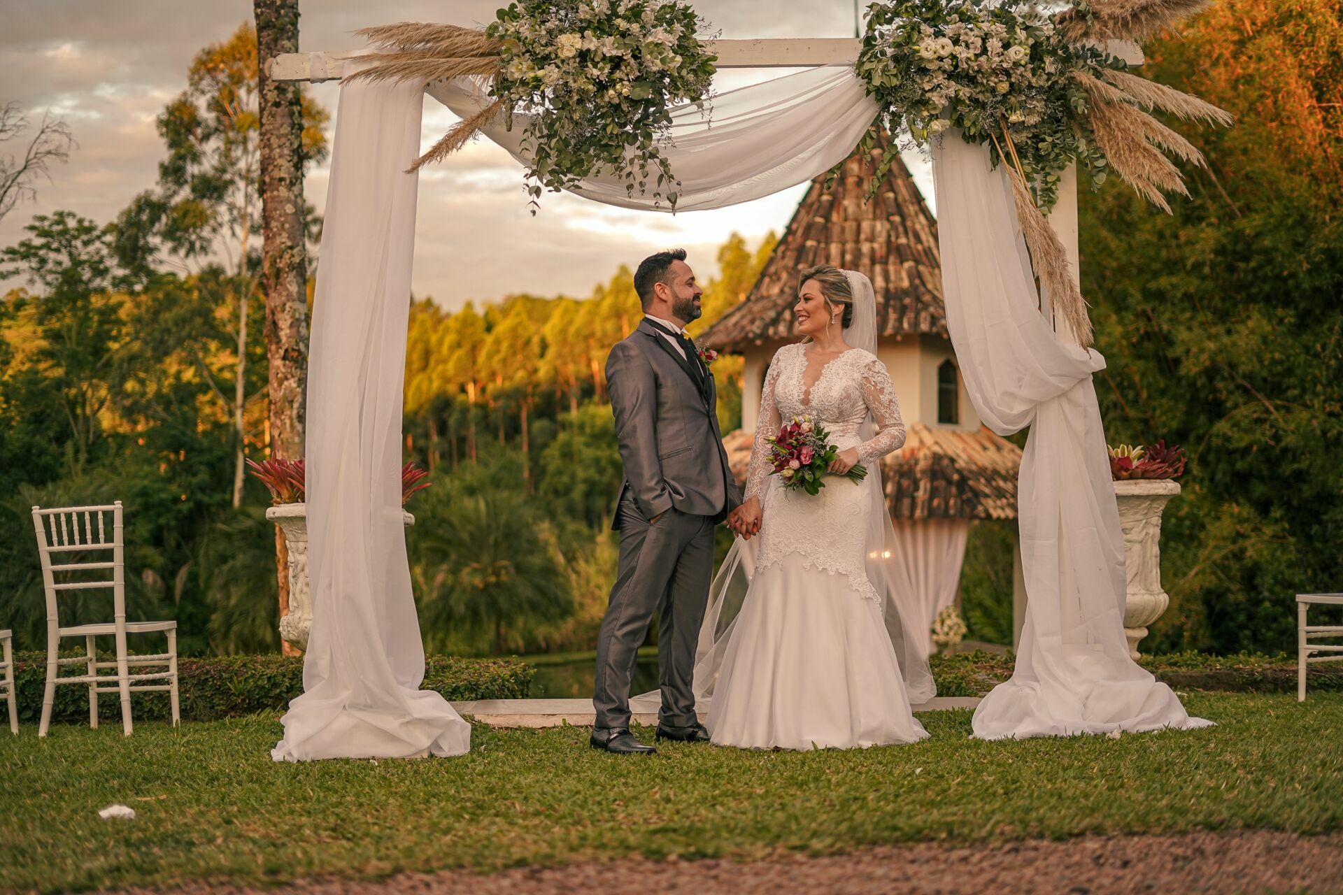 Foto Casamento Camila & Adílson | Cerimônia a céu aberto ! Espaço da Torre | Ivoti-RS - Imagem 32