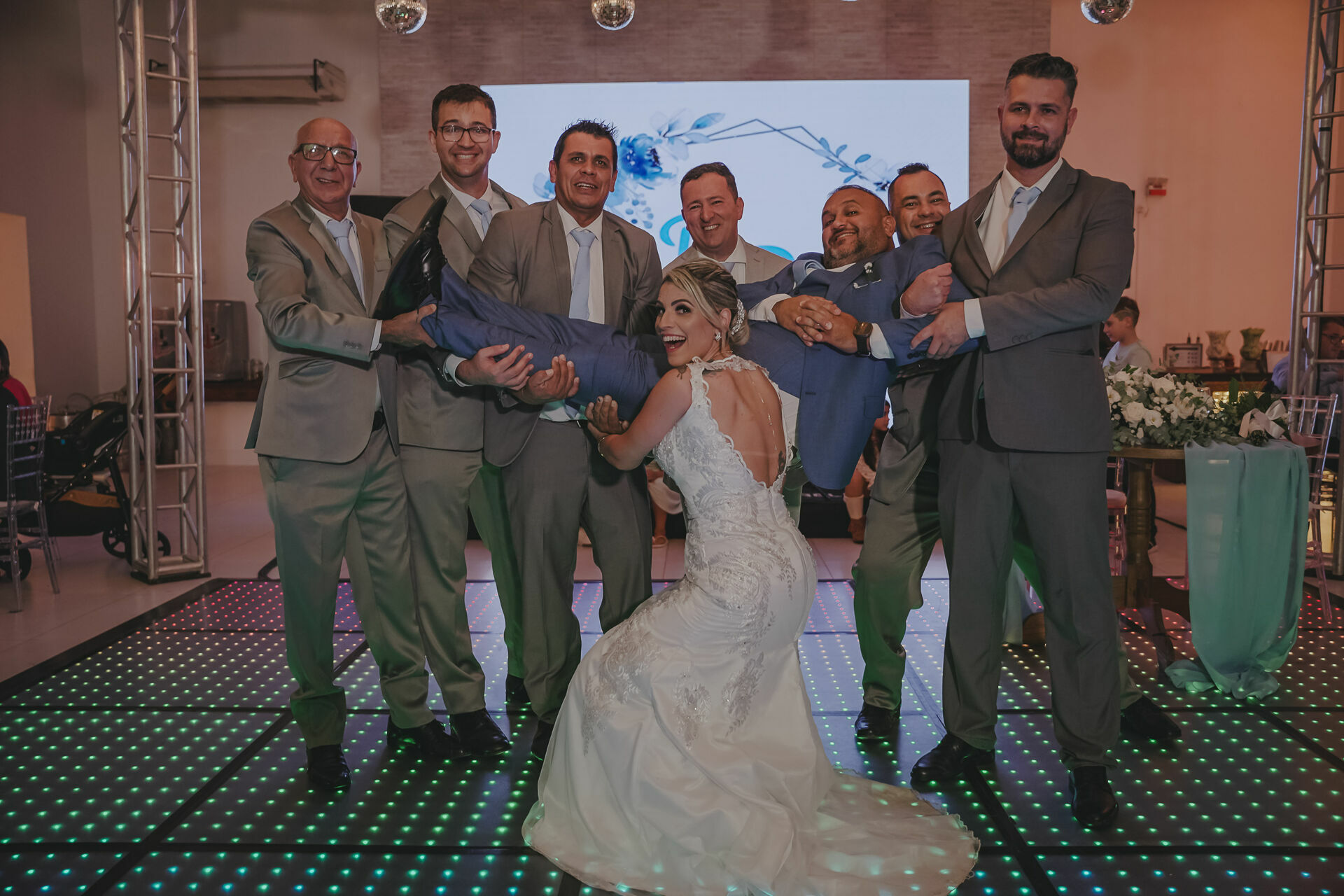 Foto CASAMENTO RODRIGO & BIBIANA | ESPAÇO DA TORRE | IVOTI - Imagem 64