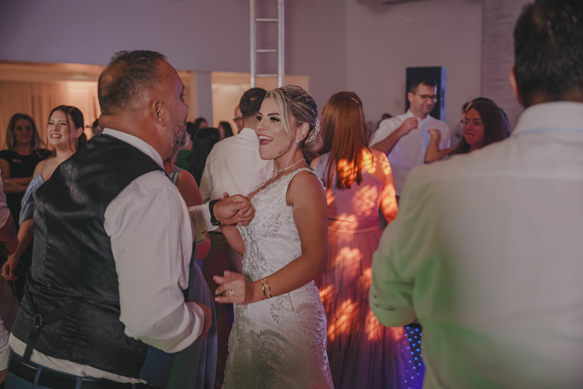 Foto CASAMENTO RODRIGO & BIBIANA | ESPAÇO DA TORRE | IVOTI - Imagem 73
