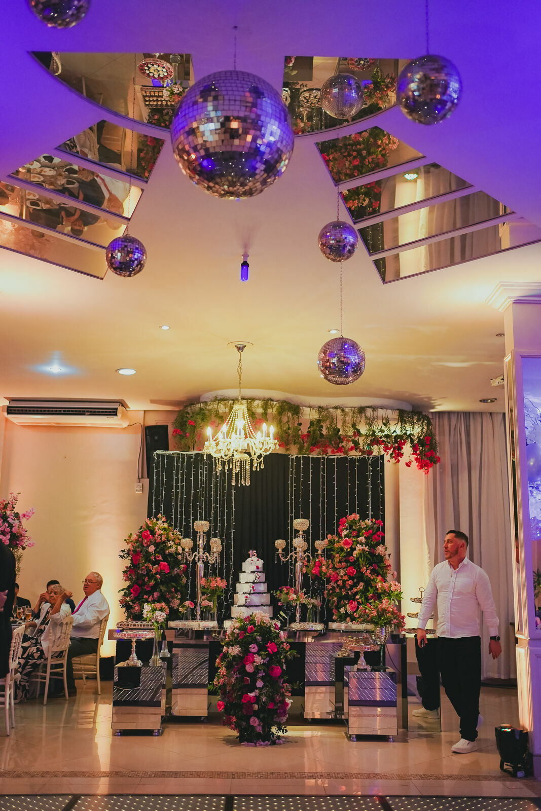 Foto 15 ANOS POLIANA | NOVO HAMBURGO - TRADICIONAL FESTAS  - Imagem 33