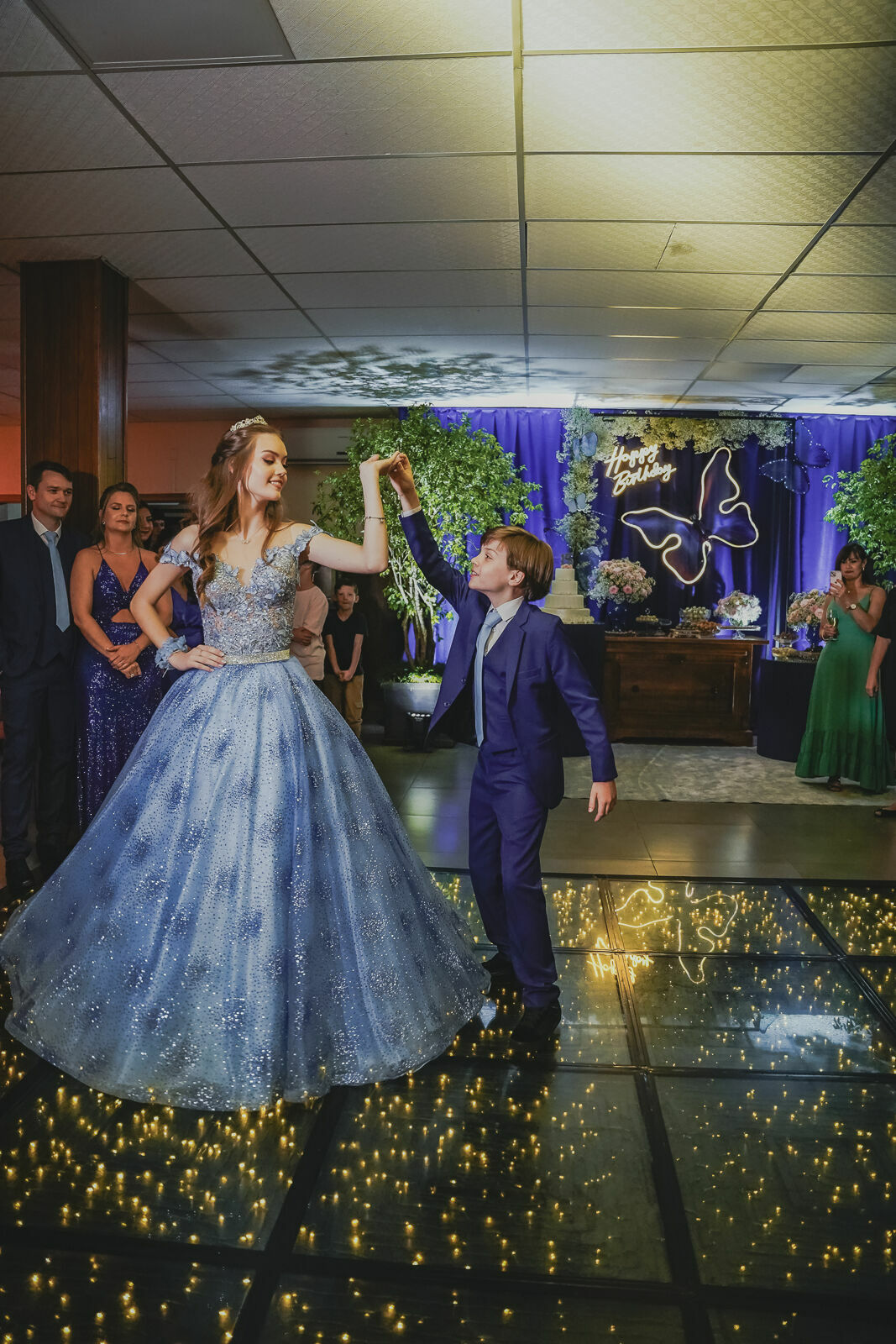 Foto 15 ANOS BELLA | MONTENEGRO - ESPAÇO RUDY - Imagem 32