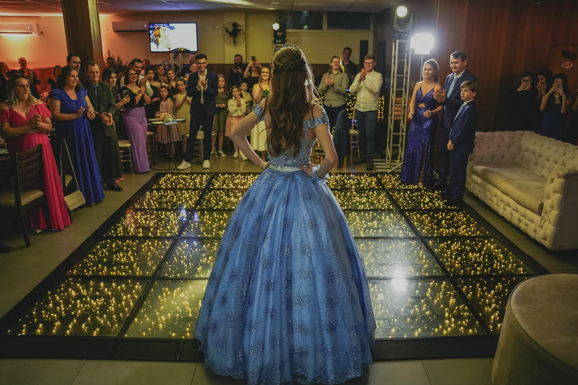 Foto 15 ANOS BELLA | MONTENEGRO - ESPAÇO RUDY - Imagem 29