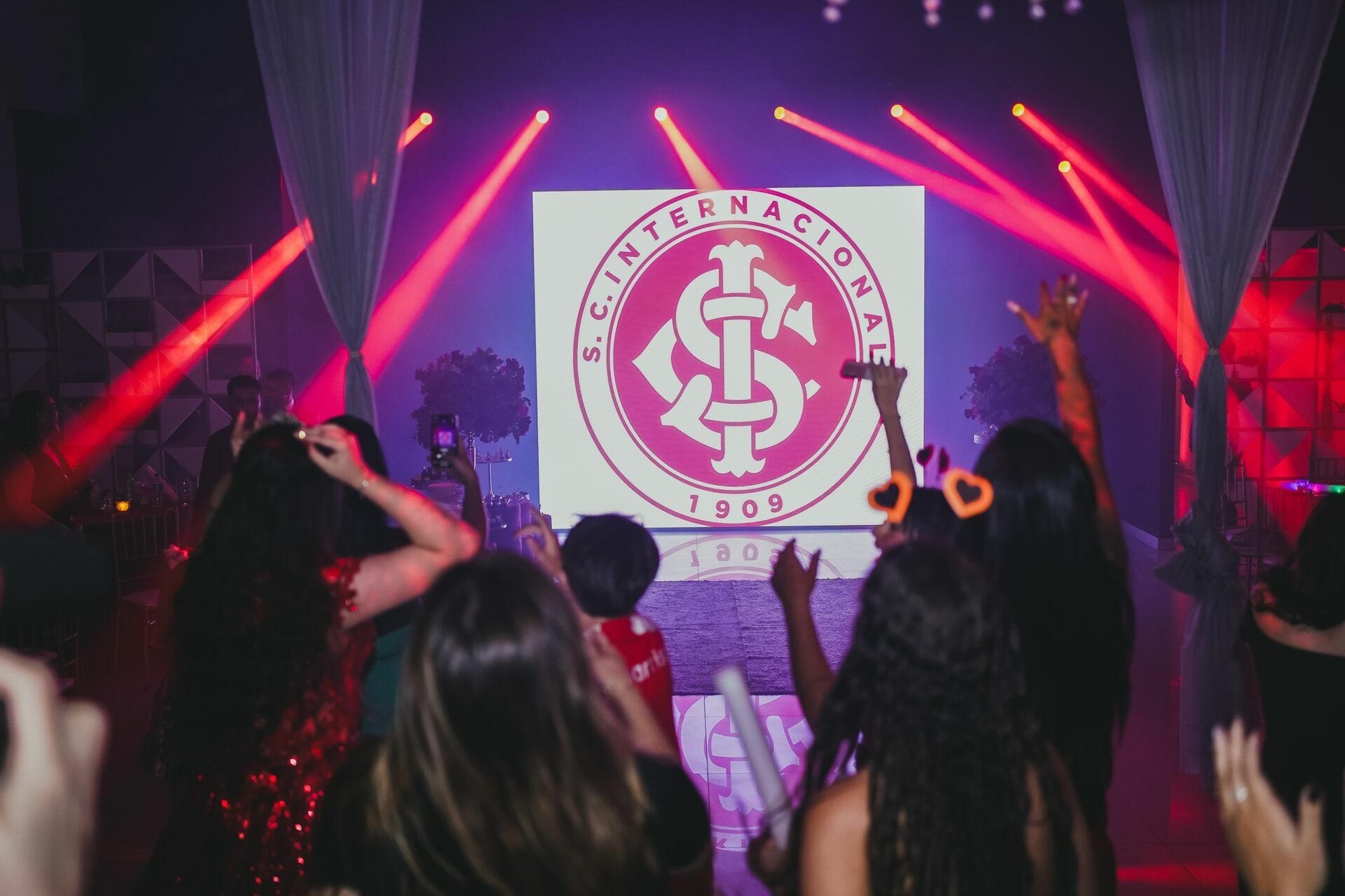 Foto 15 anos Amanda | Cachoerinha | Realiza Eventos - Imagem 105